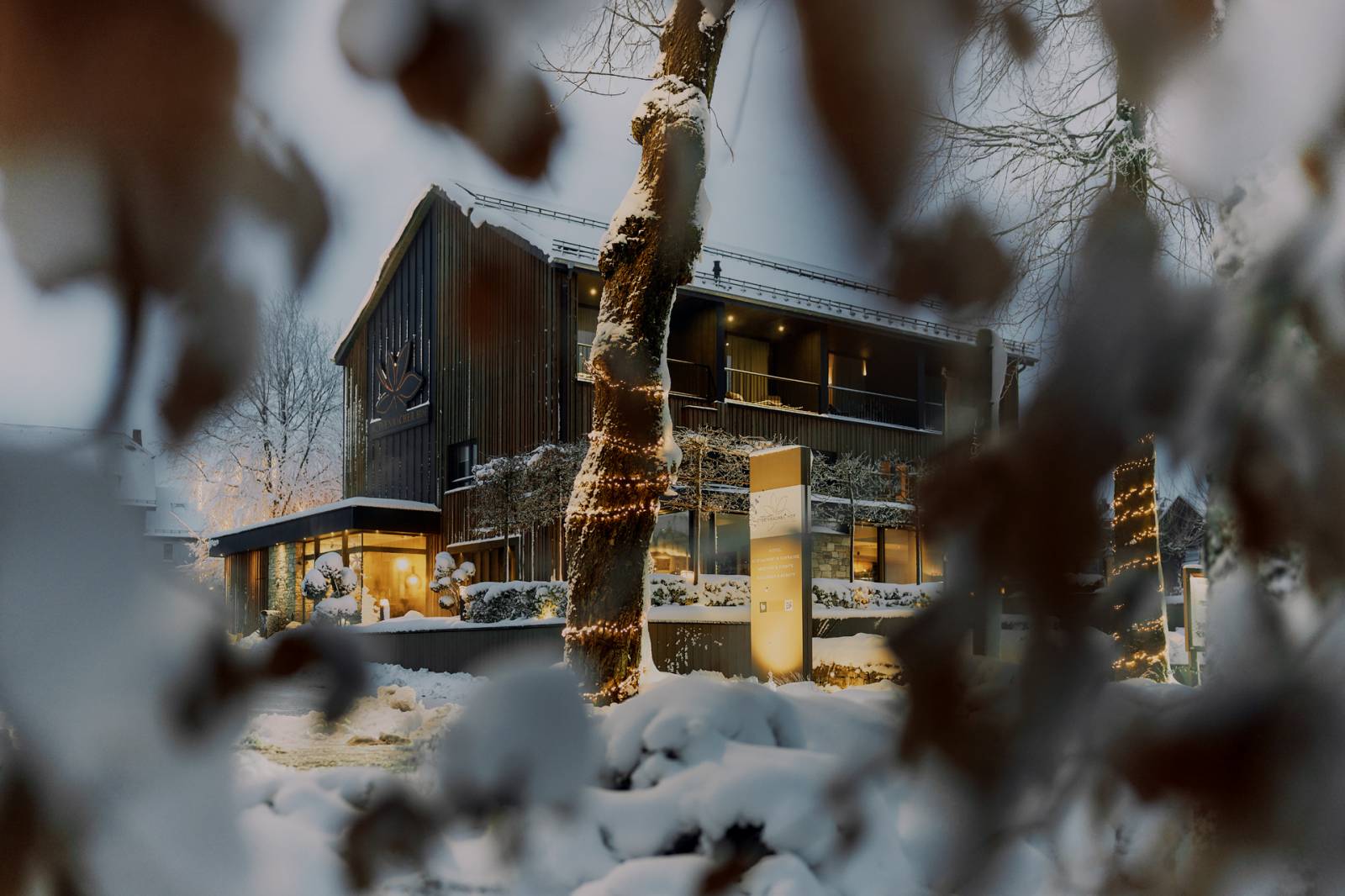 Naturhotel Bütgenbacher Hof im Winter bei Schnee