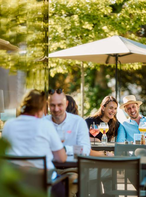 Bistro & brasserie avec Terrasse - Bütgenbacher Hof
