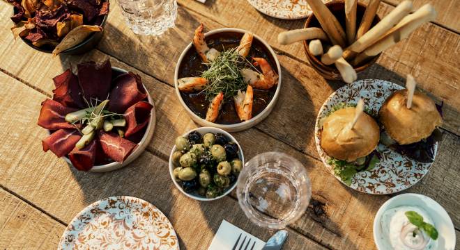 LA BONNE CUISINE PREND SON TEMPS -  Bütgenbacher Hof
