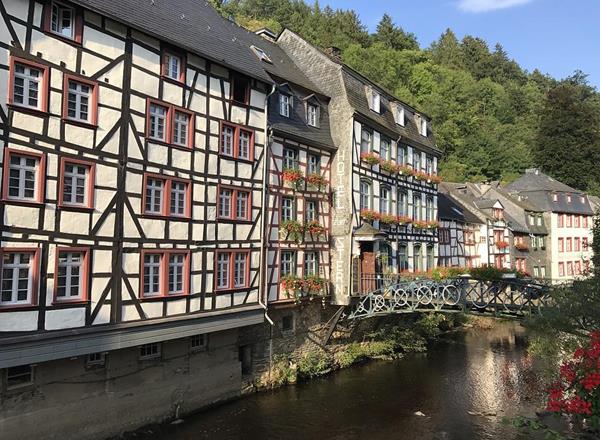 Monschau besichtigen - Hotel